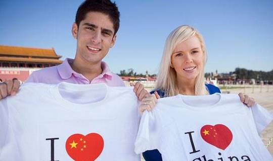为什么来中国的外国游客越来越少，外国游客给出了答案，很现实