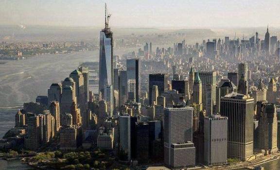世界上天线最高的摩天大楼，长度达127米，造价约31亿美元