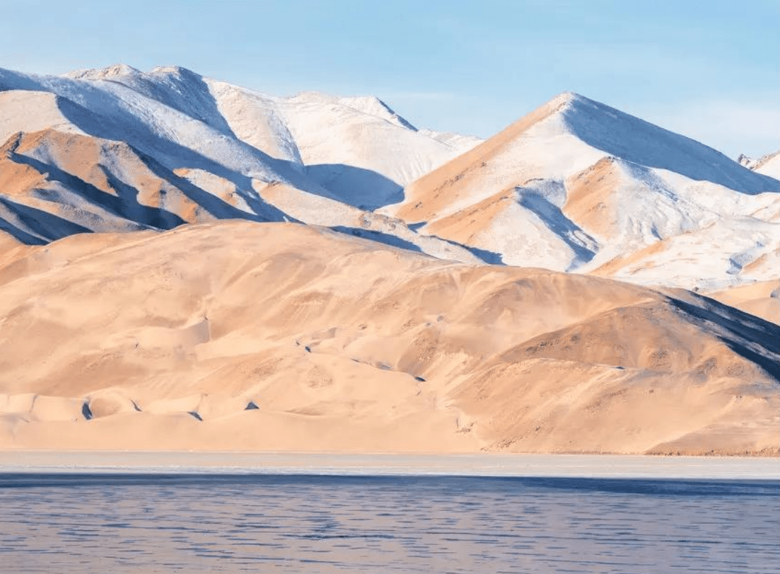 新疆旅游攻略：看千亩棉花，赏大美河山、峡谷、沙漠……