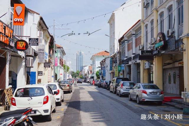 中国游客到马来西亚旅游，看见满大街的汉字都懵了：我出国了吗？