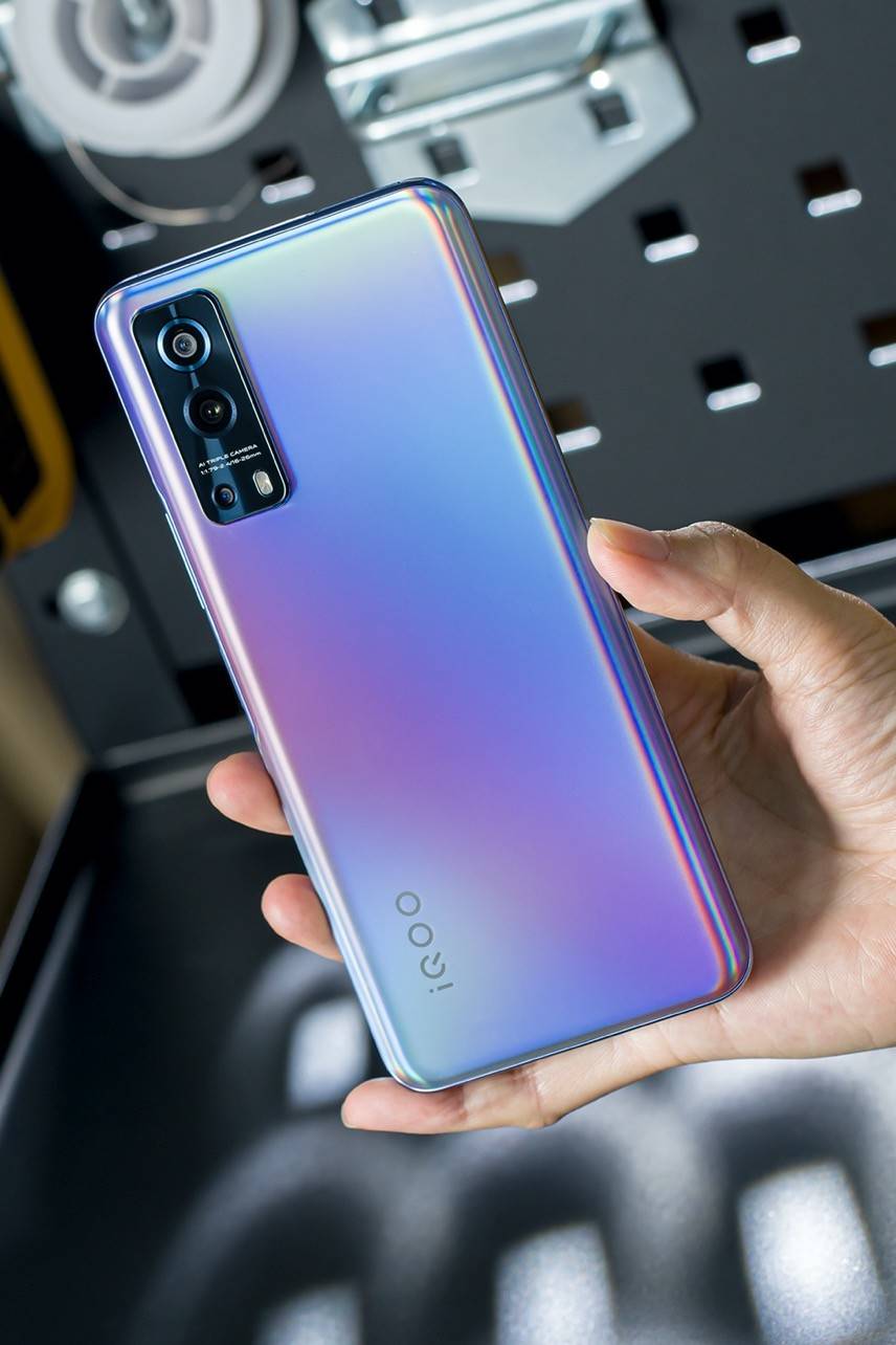 游戏|iQOO Z3评测：打造千元性价比新标杆