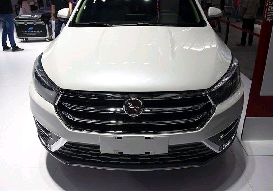 如何装饰车标好看 6aedc0269a934336af0f5d6bb340a169.jpeg