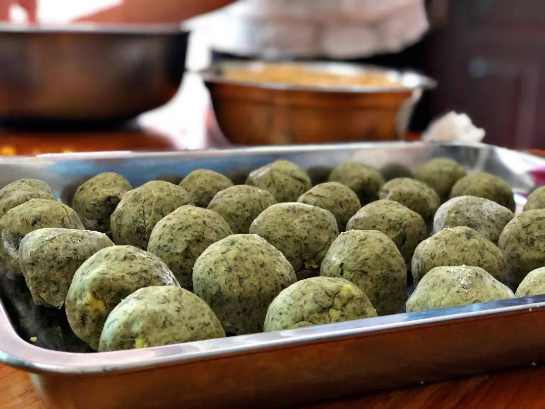 韶关街坊又到吃艾糍的时节啦你有多久没吃了