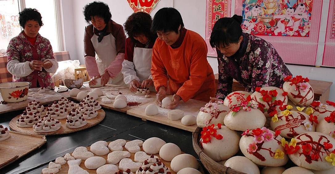 怎么用热水蒸下面