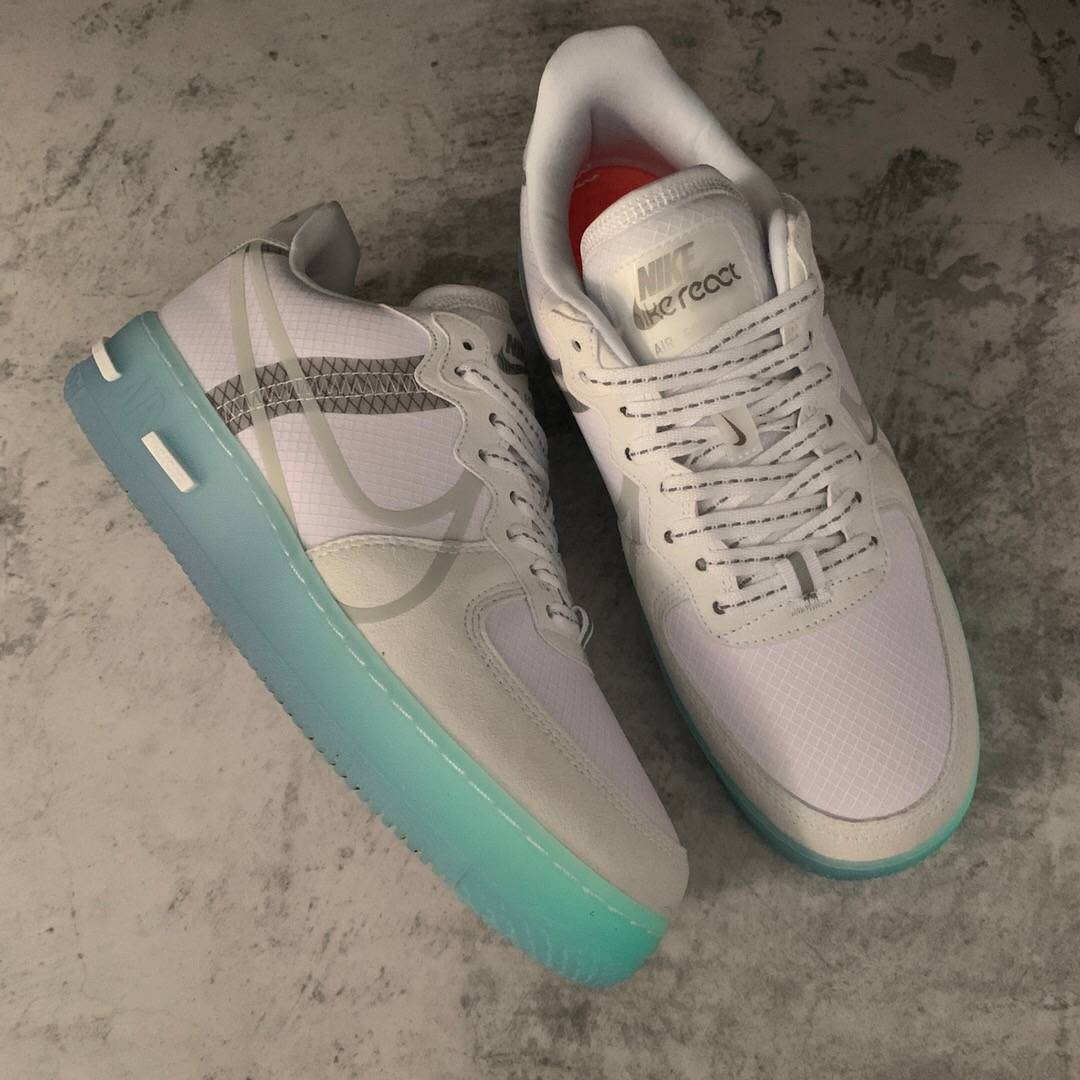 耐克冰蓝解构夜光骨白运动鞋nikeairforce1reactqslightbone3m