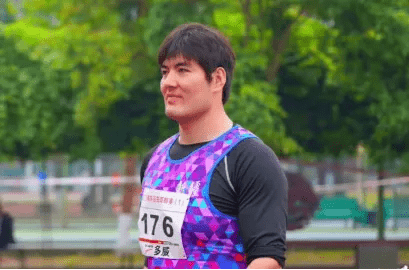 铅球决赛共投几次 8f5140858f7e4bb3900f1ef81ec91edc.png