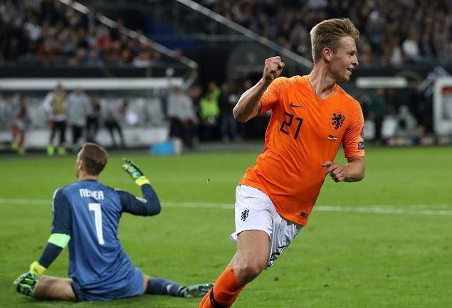 荷兰队夺得世预赛首胜