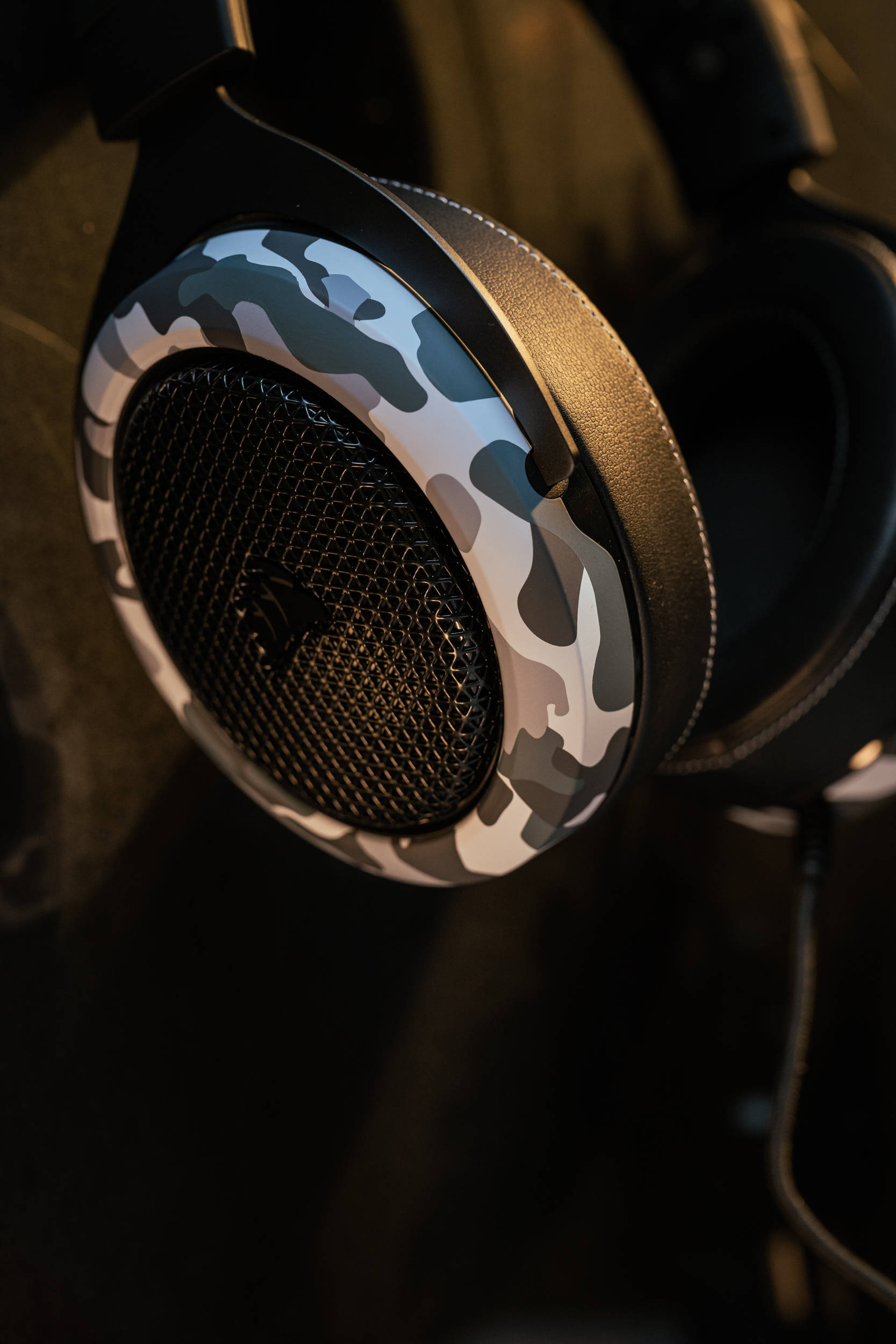 当耳机遇上触觉反馈就成了游戏利器—美商海盗船hs60 haptic体验_调节