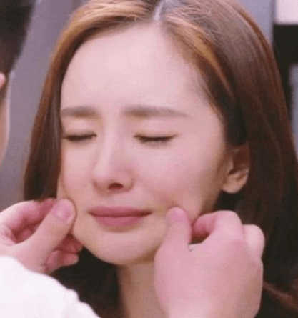 原创7位女星捏脸杀谭松韵最甜杨紫最宠溺看到最后无情