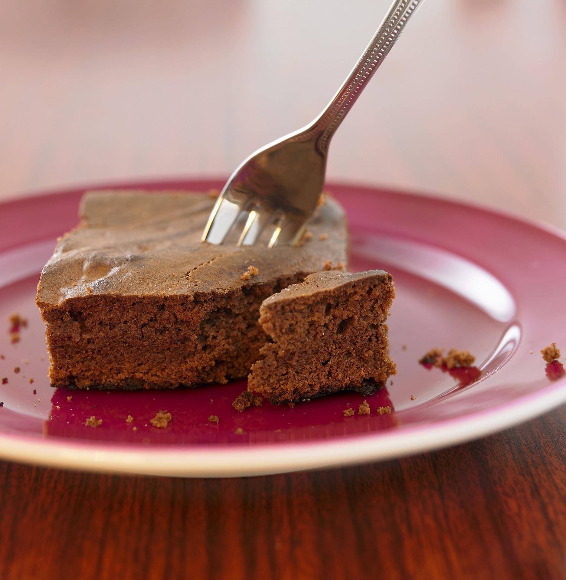 简单生活美食布朗尼巧克力蛋糕水果搭配好吃极了