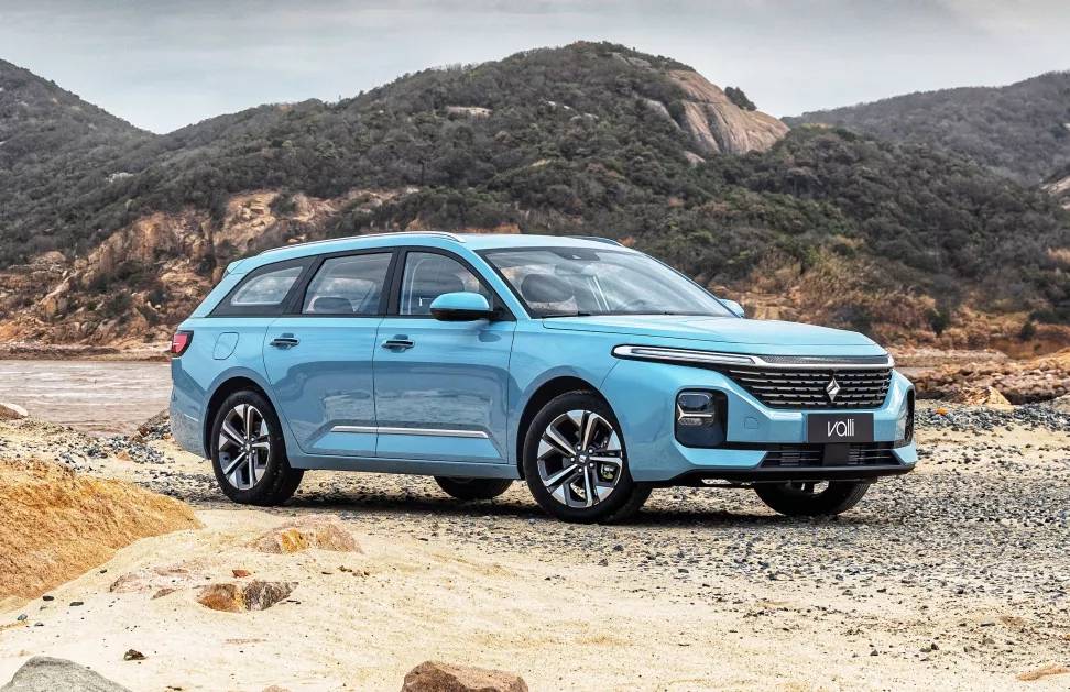 便宜好货不到10万的五菱休旅车配置更是逆天 宝骏