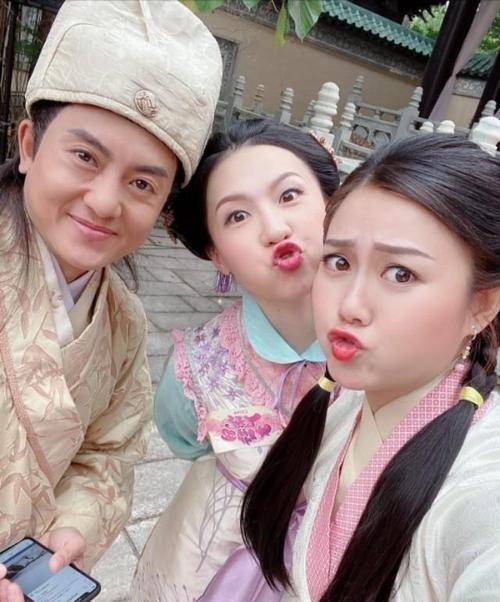 参演爱回家激发喜剧细胞王子涵事业翻身大聊家庭趣事博关注