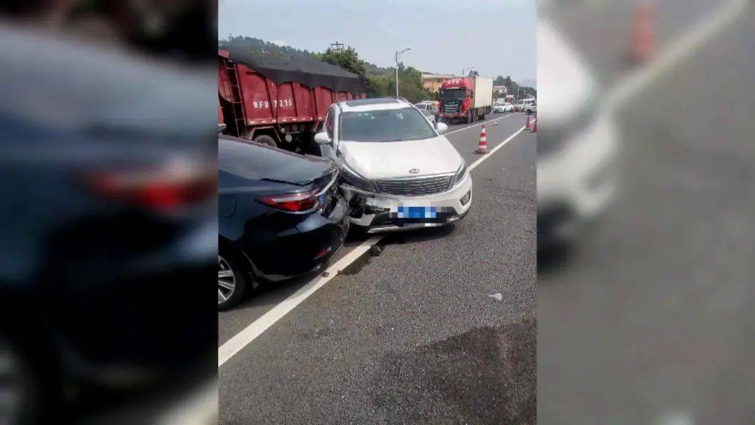 太可怕厦门高速一司机惊人操作致4车连撞