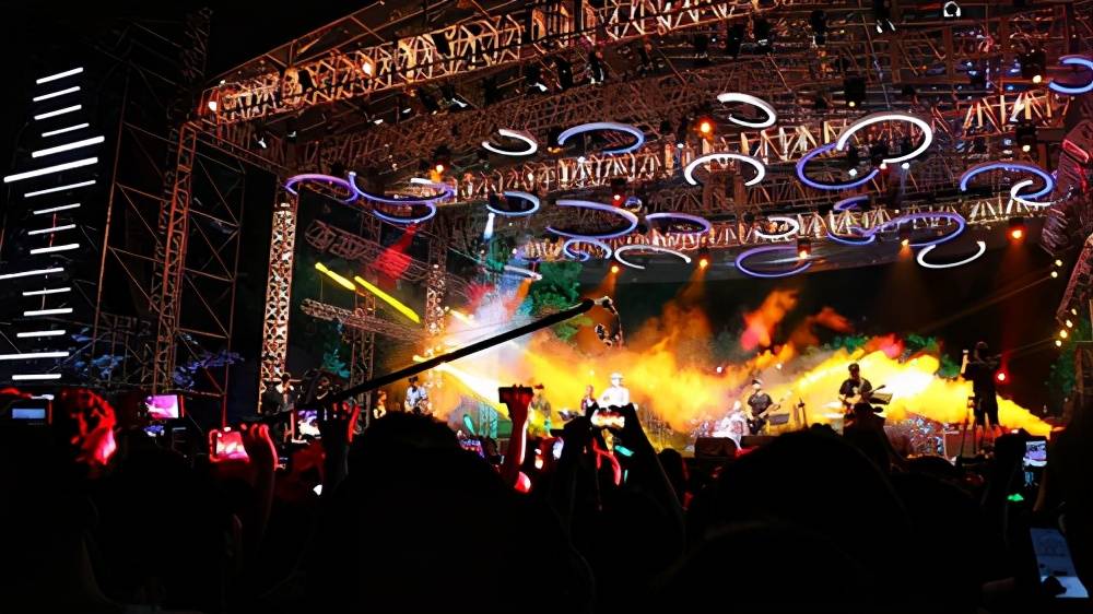集合摇滚、民谣、说唱等风格音乐人 杭州西湖音乐节即将重磅来袭！