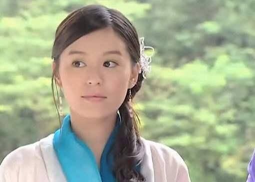 圈内突然隐没的明星,柏雪结婚生子退圈,而她退圈原因至今是迷!