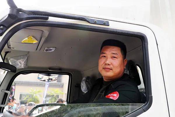 薛培友心若在梦就在奥铃速运有真爱卡车之友网