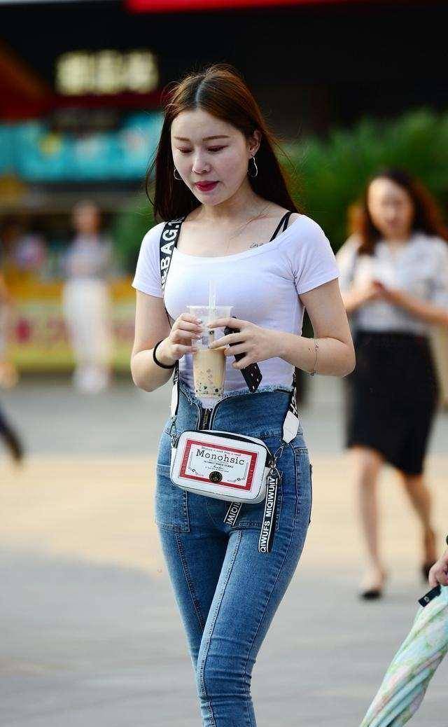 77521eb5043444f8b43a97a9cb635aee.jpeg