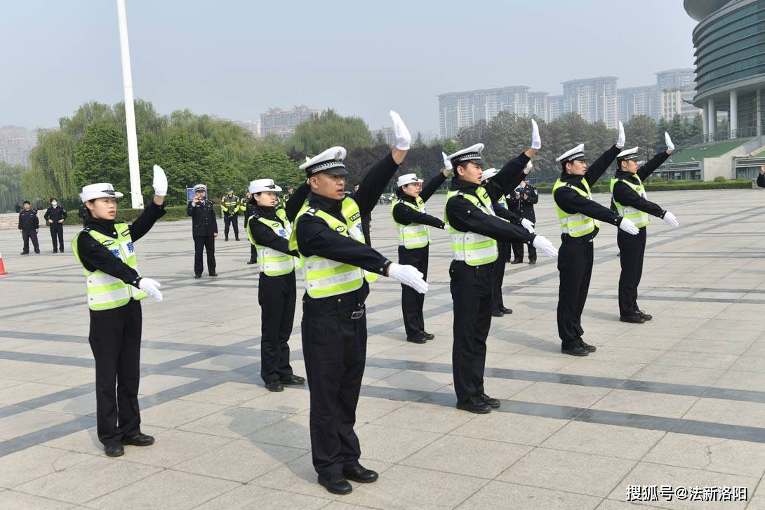 洛阳交警：坚决打赢“中国牡丹文化节”交通安全保卫战