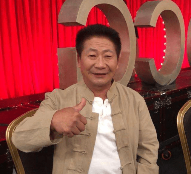 辣油老总_老总办公室(2)