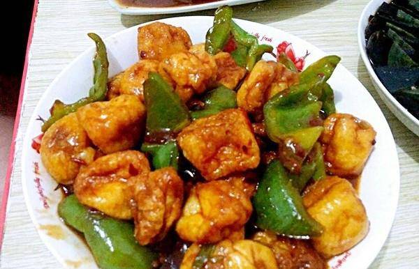 青椒油豆腐