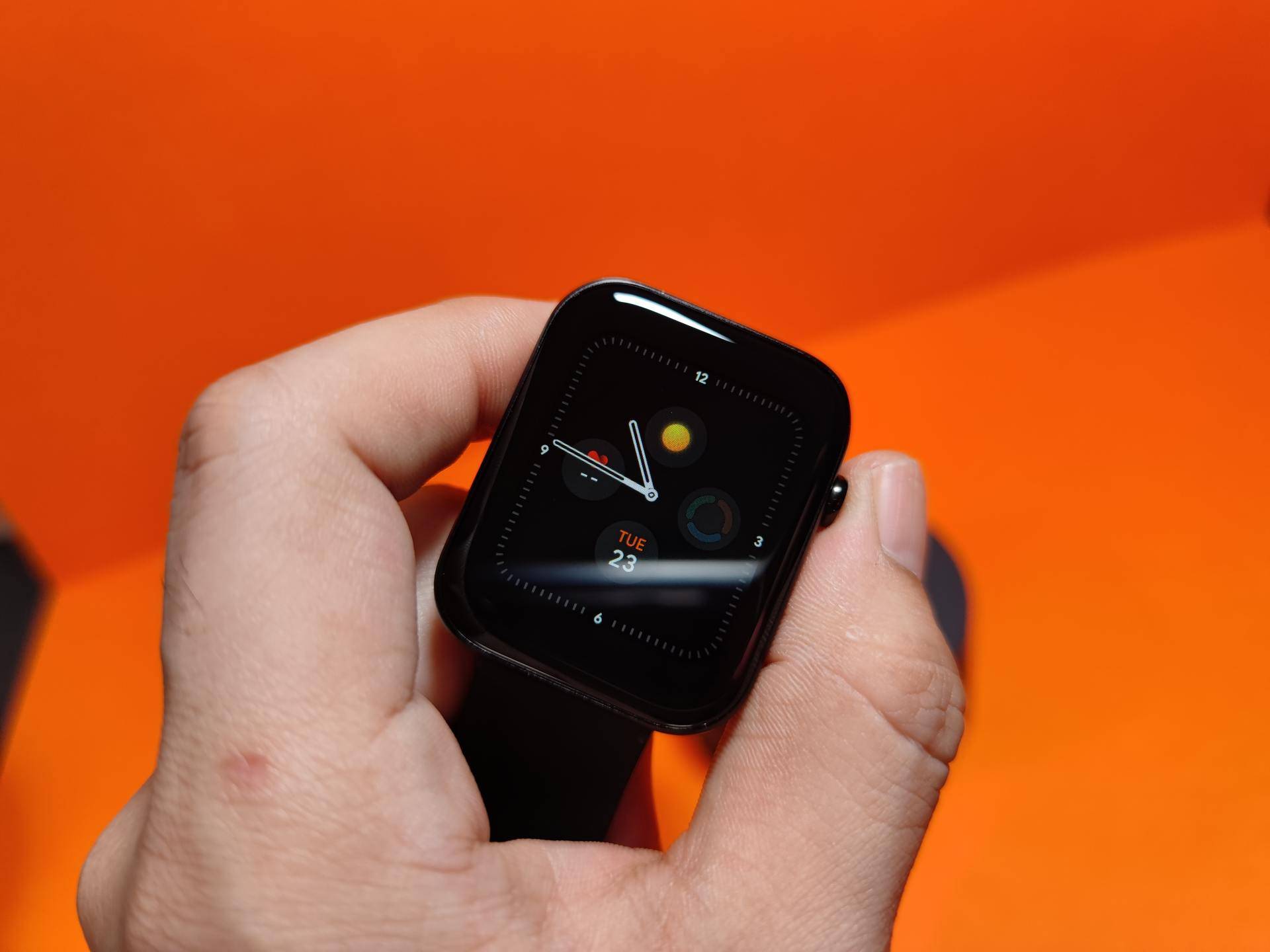 可以感知体温的智能手表 ticwatch gth_表盘