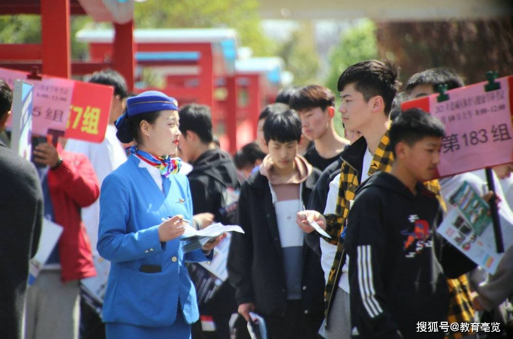 亳州中职生亮绝活让初中生一睹职教风采