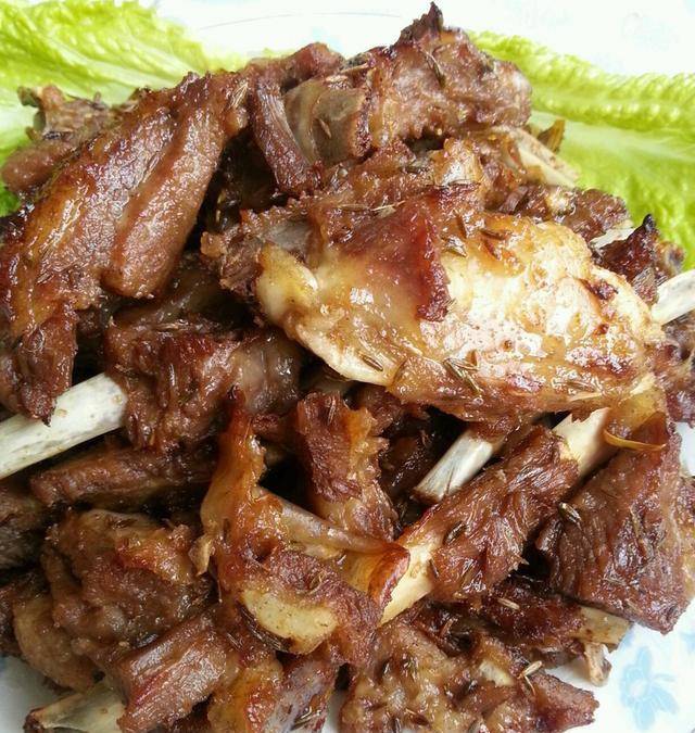 自己在家烤串需要准备什么食材 31aec9a643894e9ebd70e55a3e82d810.jpeg