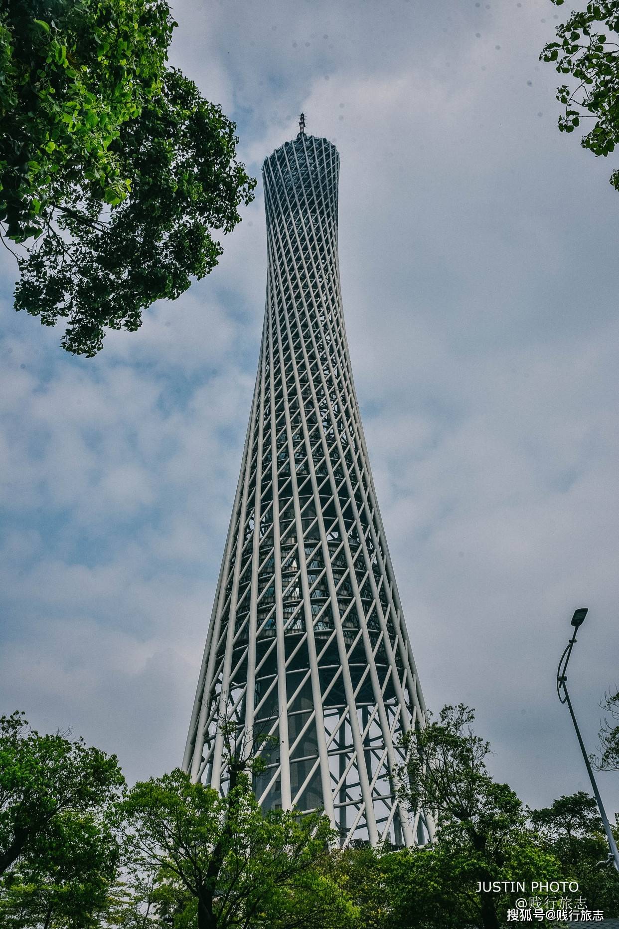 中国的第二高塔，耗资30亿建成，就藏在广东这座最了不起的城市里