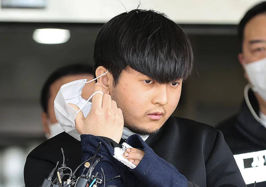 韩国宅男求爱遭拒,一气之下刺杀3母女,引起全国公愤!