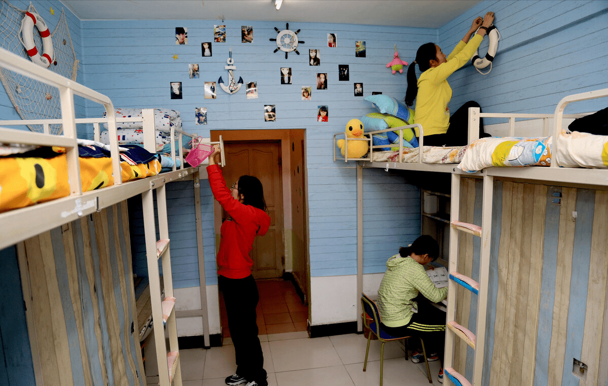 原创大学生改造宿舍走红学以致用值得称赞隔壁宿舍的学生羡慕不已