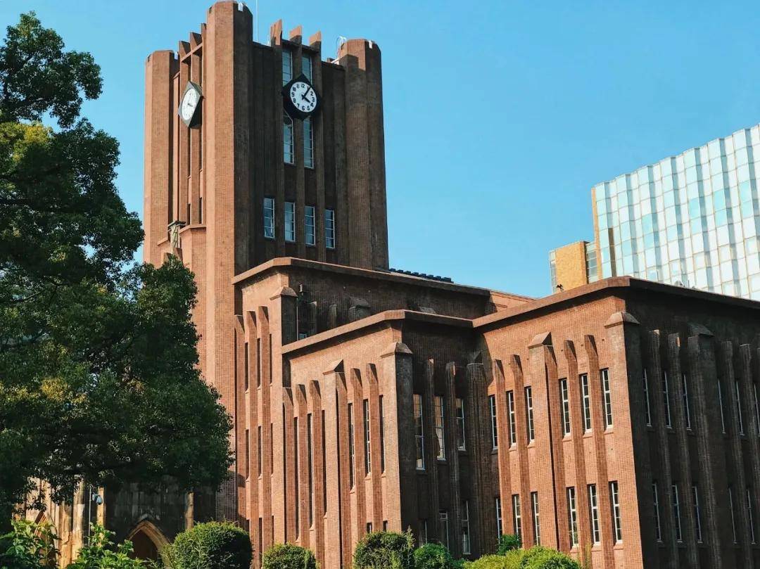 "我当时都没心思在日本考研了,左想右想觉得早大和阪大我都不喜欢,去