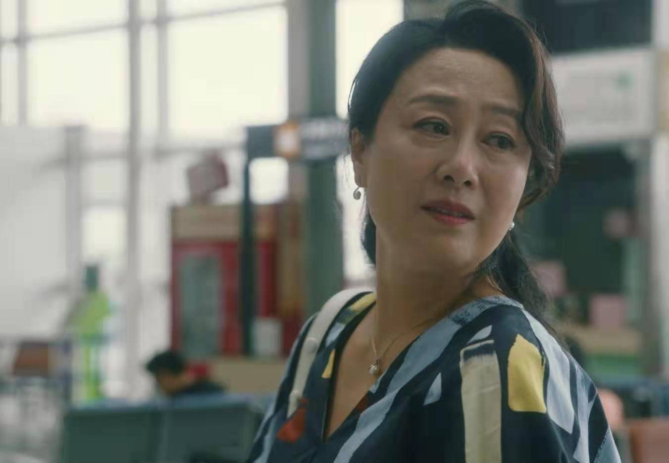 《流金岁月》戴茵:她在老公死后的一切行为,都显得过于凉薄_手机搜狐