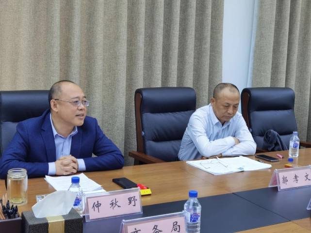 副市长,龙潭区委书记崔志刚和龙潭区区长仲秋野带队赴北京参加吉林省