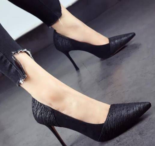 原创一双尖头细高跟,塑造纤纤玉足,彰显女性时尚魅力