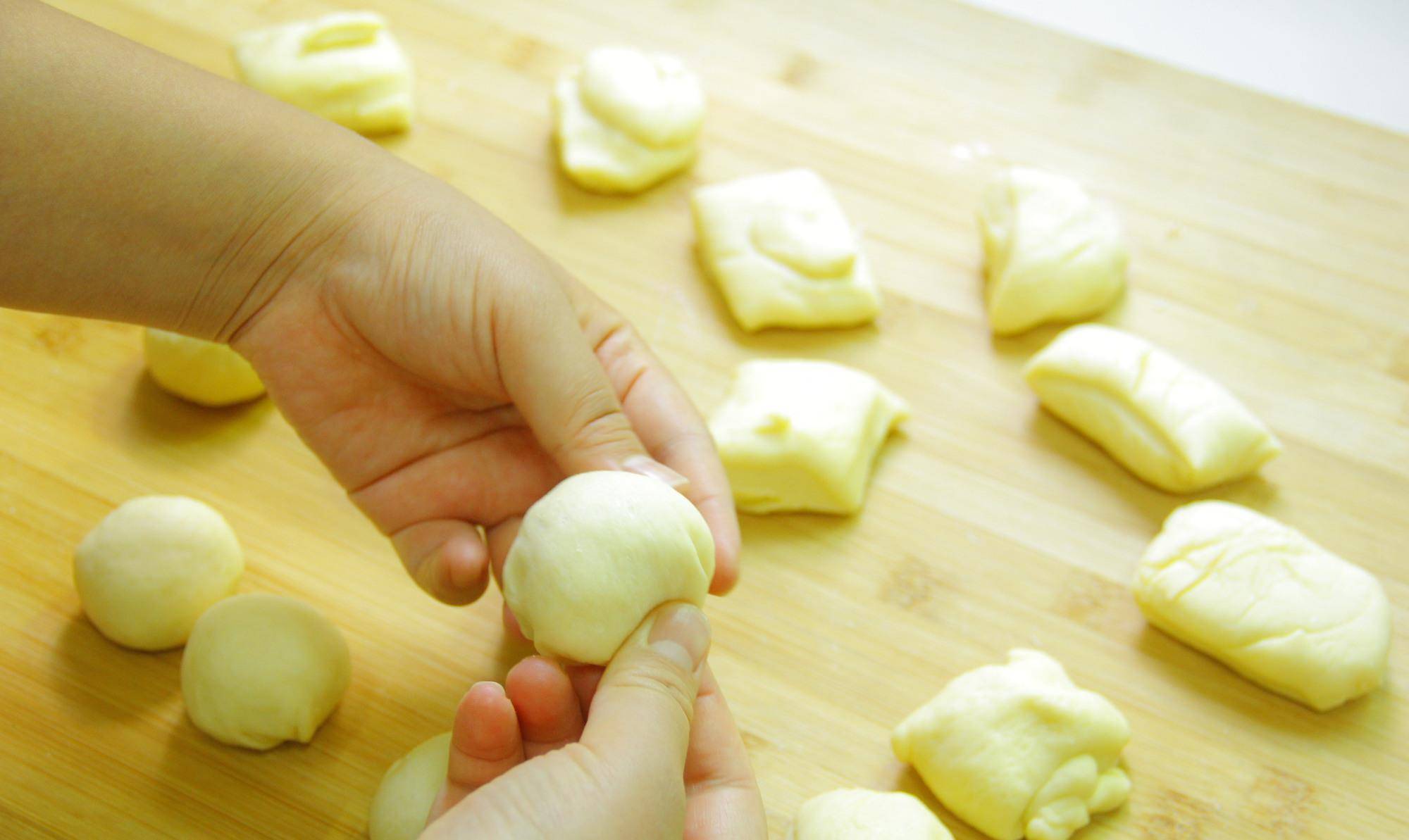 如何简单做一包小薯片 5ef40b5ea5384f5f801dcb8f7f1f6467.jpeg