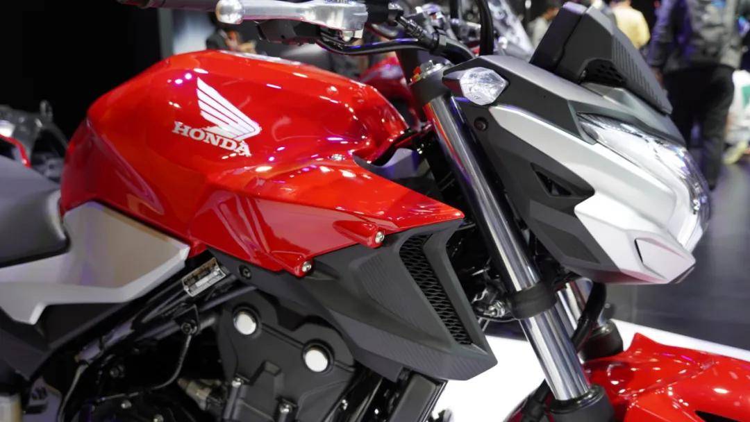 本田cb400x亮相上海车展多款新车国内首发