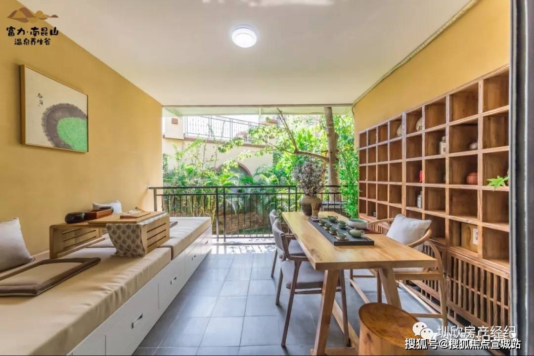 怎么卖房买新房 39fbf3a056d24d26a2c2f1f1488e39c4.jpeg