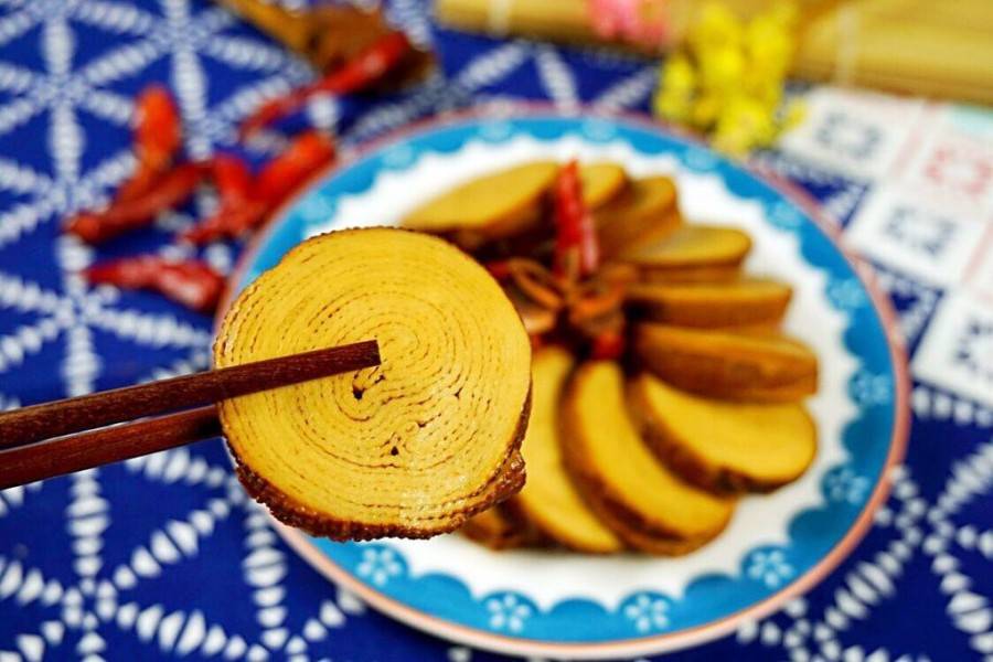 原创卤豆皮卷口感紧实有嚼劲入味又好吃