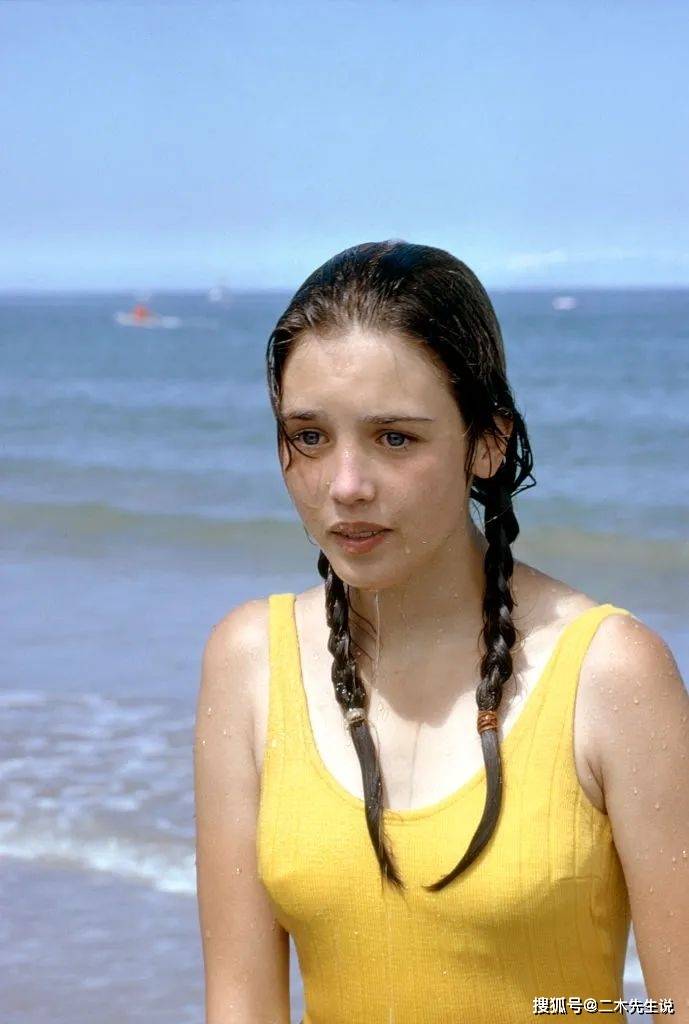 19岁提名奥斯卡影后的阿佳妮曾惊艳世人,如今整容脸让人唏嘘!