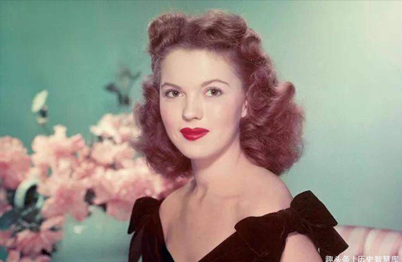 秀兰邓波儿本是人间天使却成恋童者猎物危机隐藏在风光背后