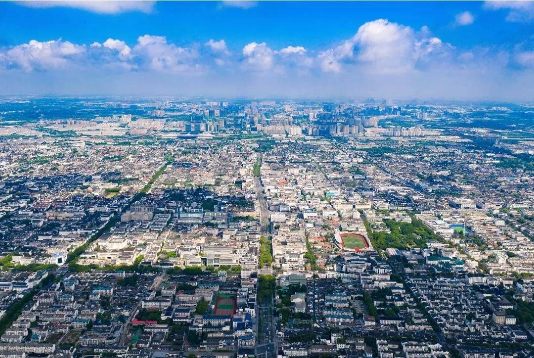 金科择址观战略布局平江新城致敬城市向上的力量