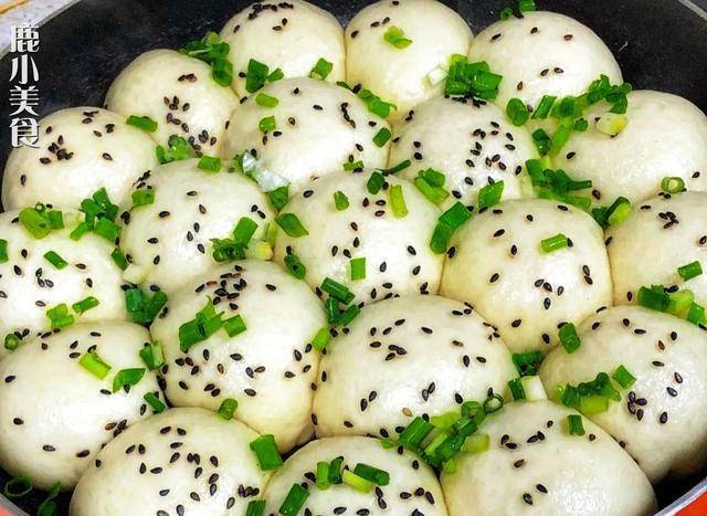 怎样做好吃的生煎包 cdf06123972c438e8b91f22b388eaa88.jpeg