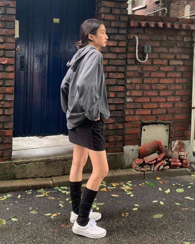女生穿"中性风"太迷人了,处处透露着高级感,时髦率性