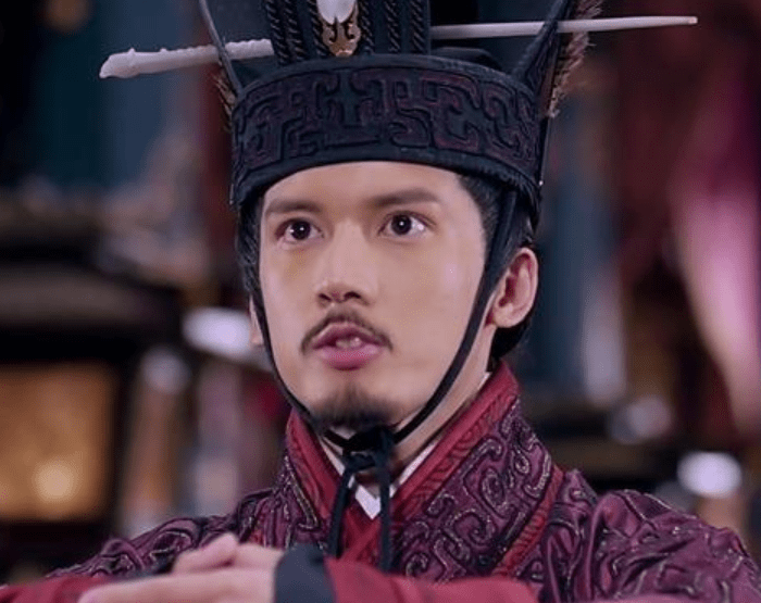 被刘秀评价为"隐若敌国"的吴汉,究竟有什么过人之处? | 微头条