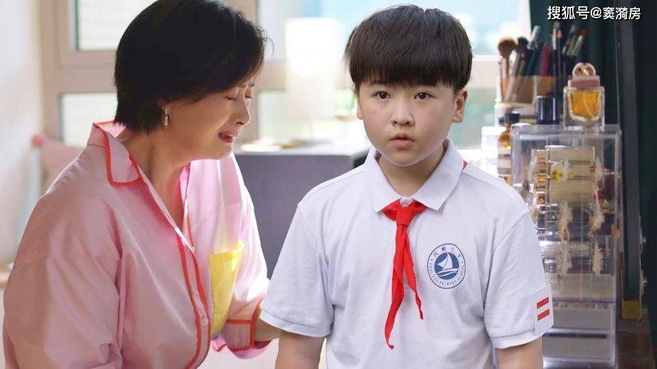 希望通过女儿脱贫致富,本质上都是在压榨孩子,孩子希望上翰林中学吗?