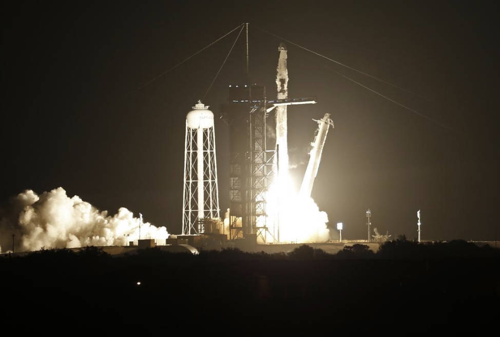 SpaceX|SpaceX将第二批宇航员送往太空，为NASA节省数百亿美元