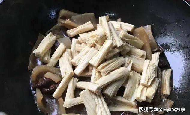 猪皮怎么做不腻 7ca92b151a0d43a48a6a847674dace80.jpeg