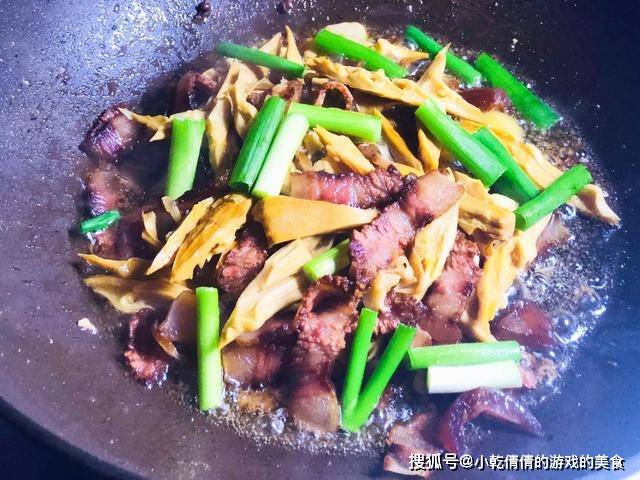 韭菜怎么和牛肉搭着吃_韭菜牛肉和士豆(3)