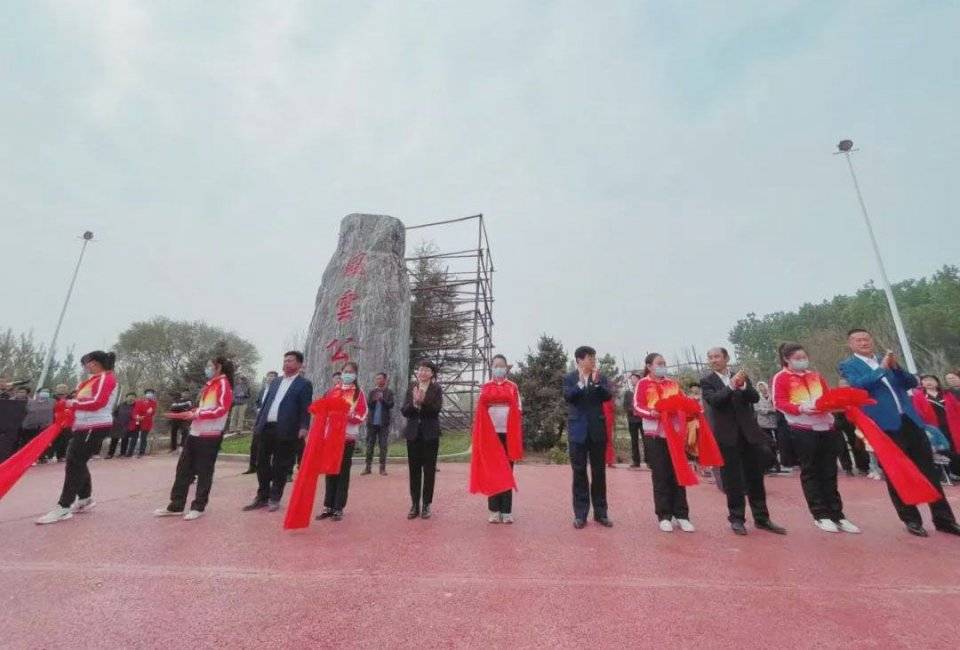 雄安之声雄县大营镇东河营风云公园惊艳开园