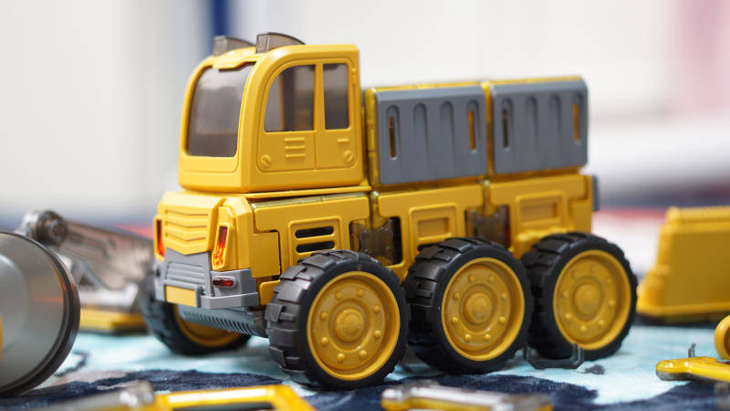 好玩到停不下来的蛋宝乐百变磁力拼装工程车_搜狐汽车_搜狐网